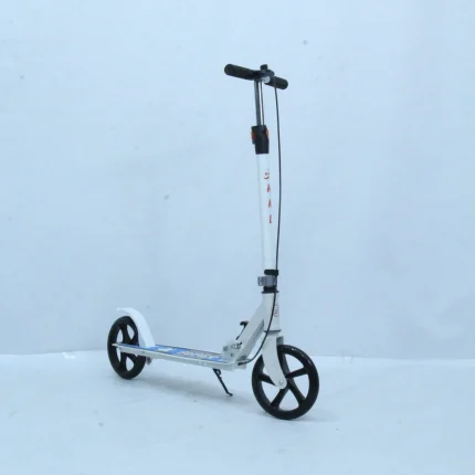 New Kids’ Kick Scooter For Outdoor Play